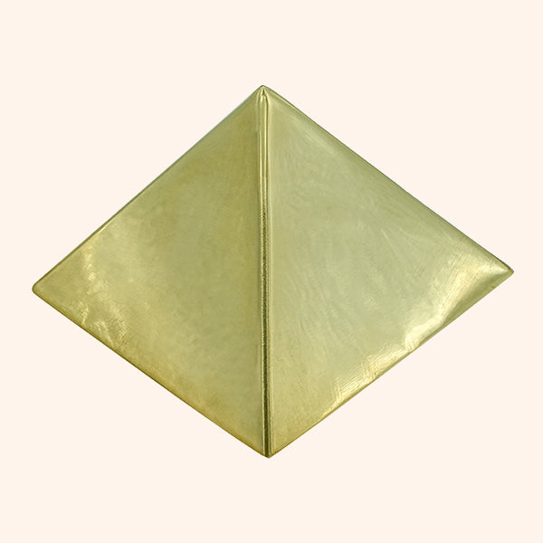 BRASS PLAIN HOLLOW PYRAMID 3 INCH
